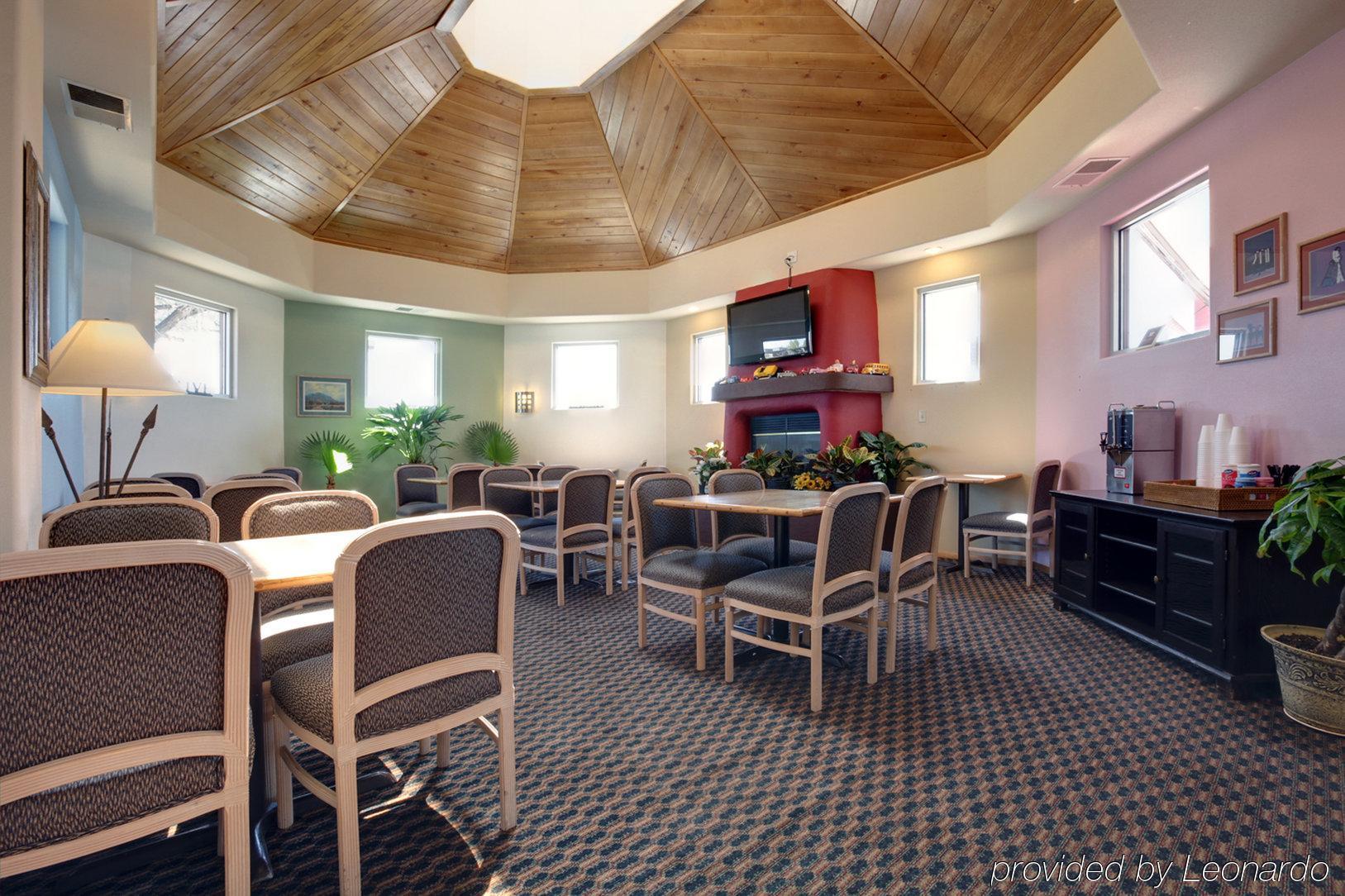 Brentwood Inn & Garden Фармингтон Ресторан фото